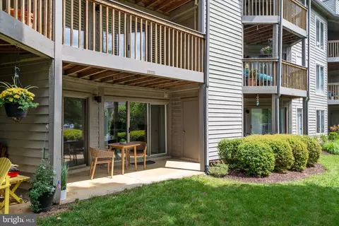 2004 Quay Village Ct #T1, Annapolis, MD 21403