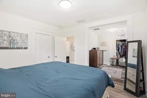 300 Townsend Ave, Baltimore, MD 21225 photo 17