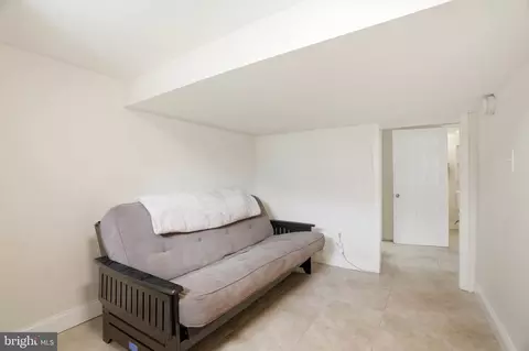 300 Townsend Ave, Baltimore, MD 21225 photo 32