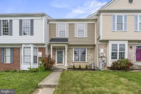 233 Kirbys Landing Ct, Odenton, MD 21113