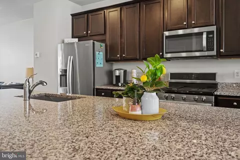 Kitchen - 7733 Cresap Ln, Hanover, MD 21076 photo 2 of 2
