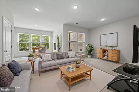 Living - 7733 Cresap Ln, Hanover, MD 21076 photo 3 of 3