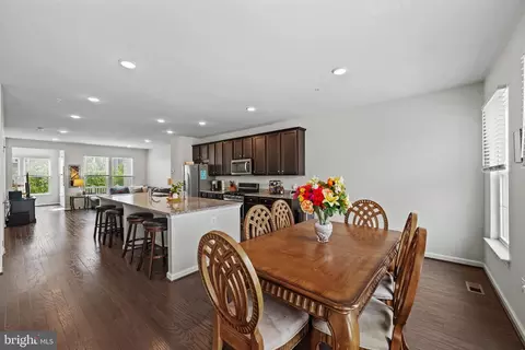 Dining - 7733 Cresap Ln, Hanover, MD 21076 photo 2 of 2