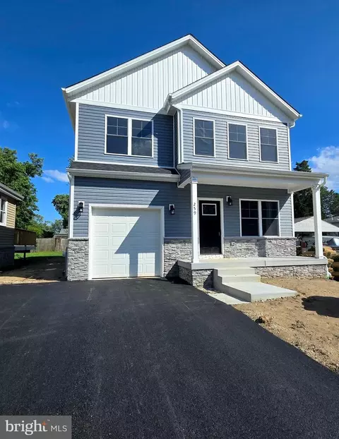 259 Arundel Rd, Pasadena, MD 21122