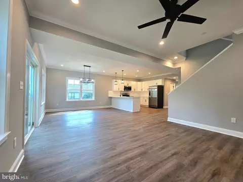 Living - 259 Arundel Rd, Pasadena, MD 21122 photo 1 of 5
