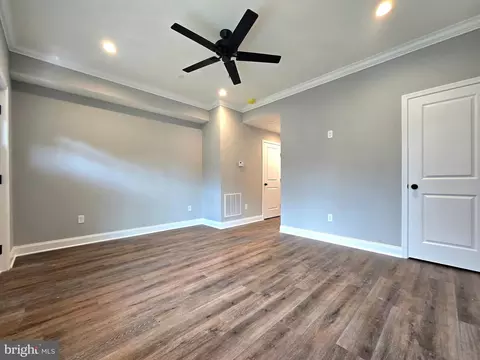 Living - 259 Arundel Rd, Pasadena, MD 21122 photo 4 of 5