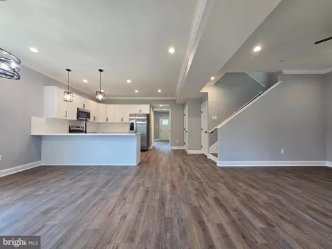 Living - 259 Arundel Rd, Pasadena, MD 21122 photo 3 of 5