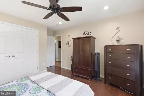 Bedroom - 1071 Kings Rd, Pasadena, MD 21122 photo 2 of 6