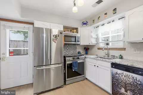 Other - 1071 Kings Rd, Pasadena, MD 21122 photo 4 of 11