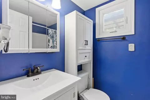Bath - 1071 Kings Rd, Pasadena, MD 21122 photo 3 of 4