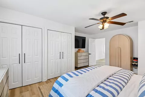 Bedroom - 241 Edgewater Dr, Edgewater, MD 21037 photo 3 of 10