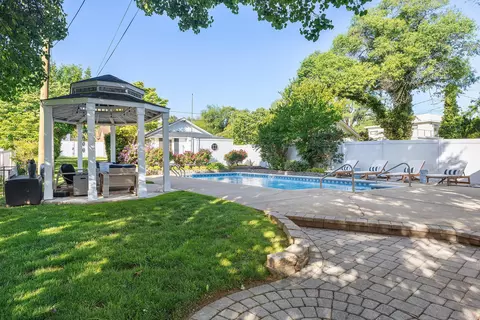 Other - 241 Edgewater Dr, Edgewater, MD 21037 photo 13 of 14