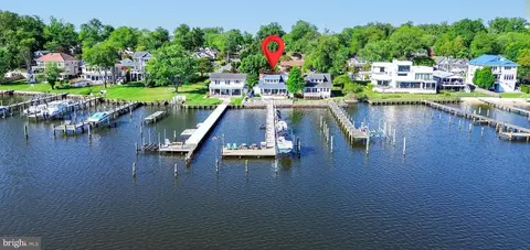 241 Edgewater Dr, Edgewater, MD 21037
