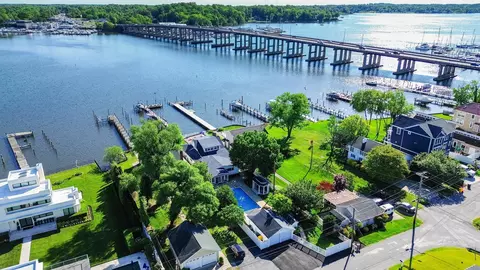 View/Area - 241 Edgewater Dr, Edgewater, MD 21037 photo 1 of 3