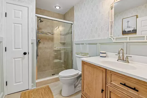 Bath - 241 Edgewater Dr, Edgewater, MD 21037 photo 1 of 3