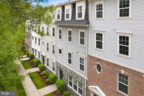 1717 Fieldstone Ct #8, Hanover, MD 21076