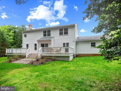 Exterior - 527 Post Oak Rd, Annapolis, MD 21401 photo 6 of 7