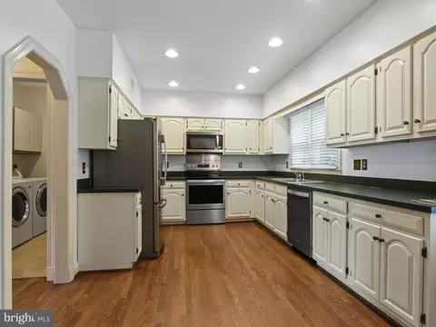 Kitchen - 527 Post Oak Rd, Annapolis, MD 21401 photo 1 of 2