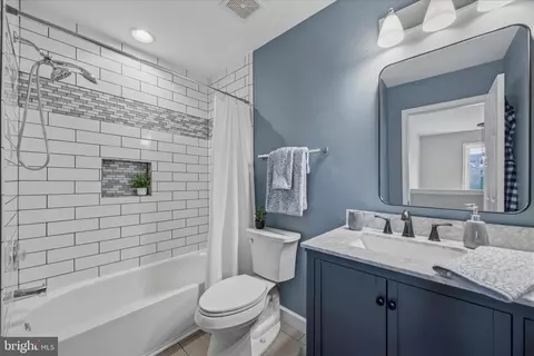 Bath - 2481 Cheyenne Dr, Gambrills, MD 21054 photo 2 of 4