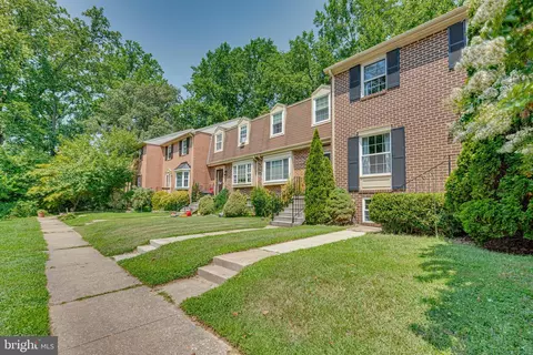 Exterior - 8692 Scorton Harbour, Pasadena, MD 21122 photo 2 of 9