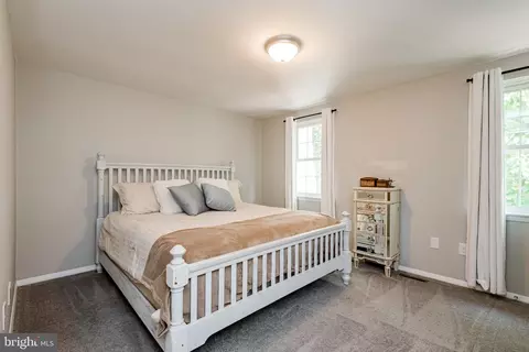 Bedroom - 8692 Scorton Harbour, Pasadena, MD 21122 photo 4 of 8
