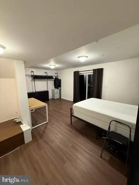 Bedroom - 8692 Scorton Harbour, Pasadena, MD 21122 photo 7 of 8