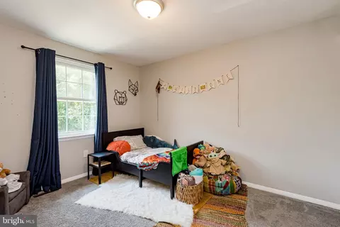 Bedroom - 8692 Scorton Harbour, Pasadena, MD 21122 photo 1 of 8