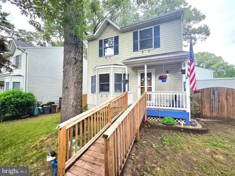 7853 Fernhill Ave, Pasadena, MD 21122