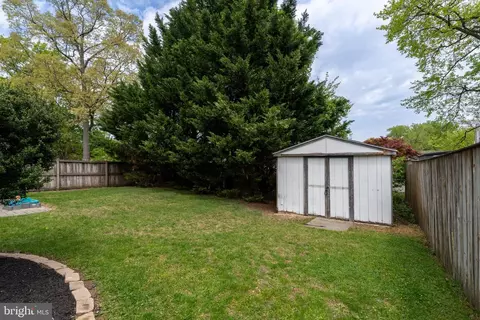 Exterior - 7763 Old House Rd, Pasadena, MD 21122 photo 5 of 6