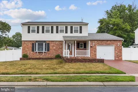 442 Williamstowne Ct, Millersville, MD 21108