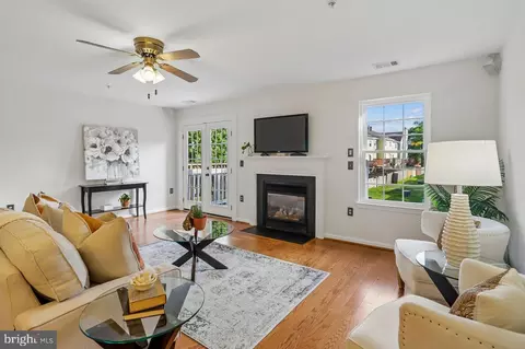 2060 Pawlet Dr #35D, Crofton, MD 21114