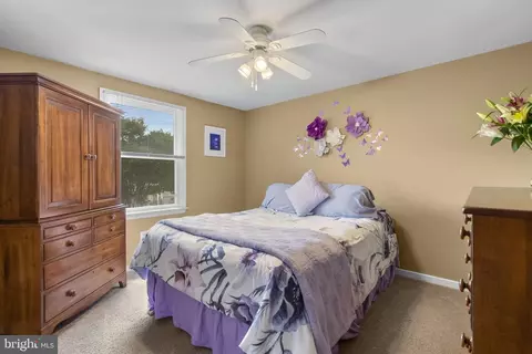 Bedroom - 809 Brechin Garth Garth, Arnold, MD 21012 photo 5 of 8