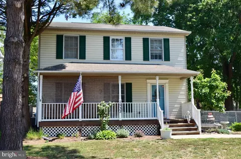 1533 Mayfield Rd, Edgewater, MD 21037