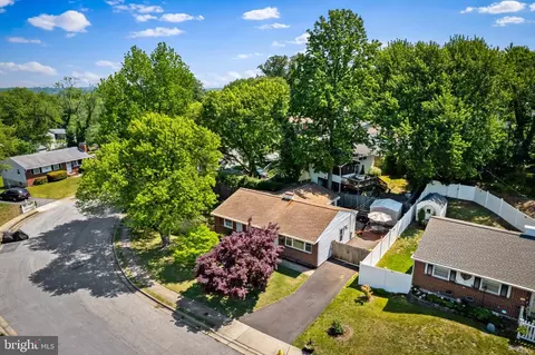 517 Fountain Dr, Linthicum Heights, MD 21090