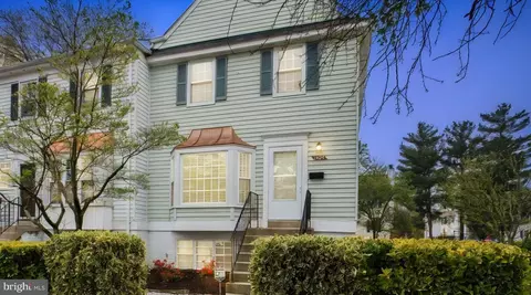 1454 Harwick Ct, Crofton, MD 21114