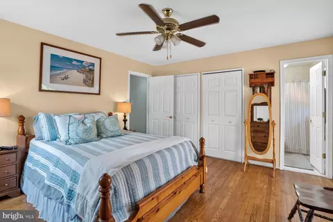 Bedroom - 1518 Ridgely Dr, Edgewater, MD 21037 photo 1 of 4