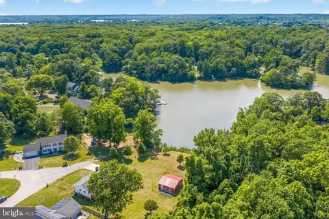 View/Area - 1518 Ridgely Dr, Edgewater, MD 21037 photo 4 of 18