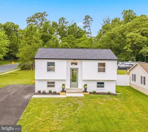 Exterior - 8140 Silo Ct, Severn, MD 21144 photo 2 of 9