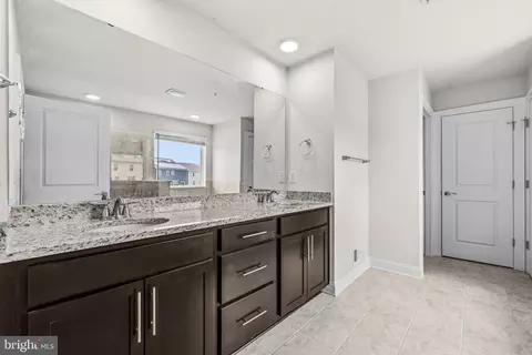 Entry Way - 2811 Broad Wing Dr, Odenton, MD 21113 photo 9 of 10
