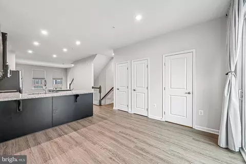 Entry Way - 3983 Small Roundtop Rd, Hanover, MD 21076 photo 7 of 17