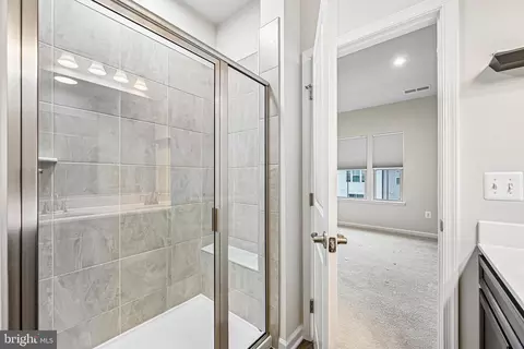 Entry Way - 3983 Small Roundtop Rd, Hanover, MD 21076 photo 13 of 17