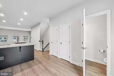 Entry Way - 3983 Small Roundtop Rd, Hanover, MD 21076 photo 6 of 17
