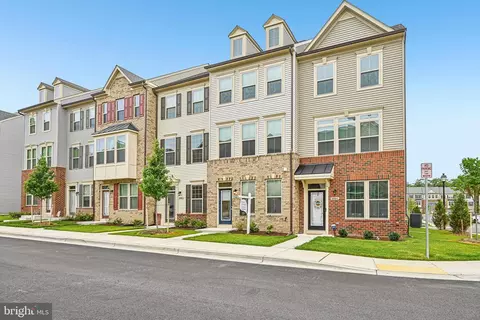 Exterior - 3983 Small Roundtop Rd, Hanover, MD 21076 photo 4 of 6