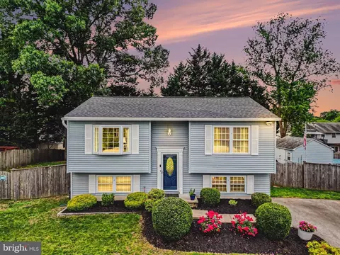 218 Virginia Ave, Pasadena, MD 21122