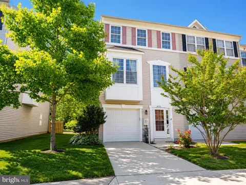 4115 Apple Leaf Ct, Pasadena, MD 21122