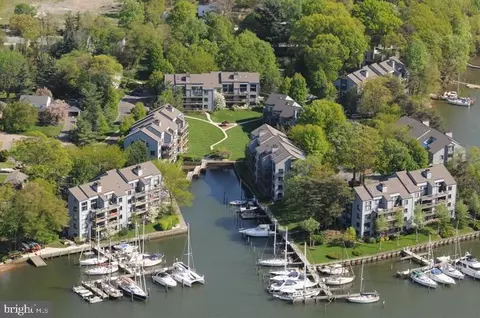 8 Spa Creek Landing Dr #8A2, Annapolis, MD 21403