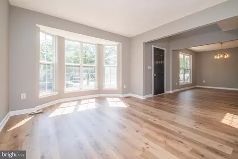 Living - 1214 Markham Ln, Pasadena, MD 21122 photo 3 of 9