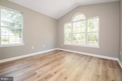Living - 1214 Markham Ln, Pasadena, MD 21122 photo 6 of 9