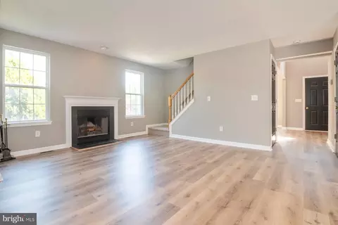 Living - 1214 Markham Ln, Pasadena, MD 21122 photo 9 of 9