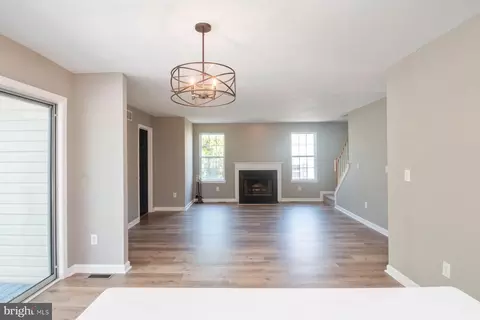 Living - 1214 Markham Ln, Pasadena, MD 21122 photo 8 of 9